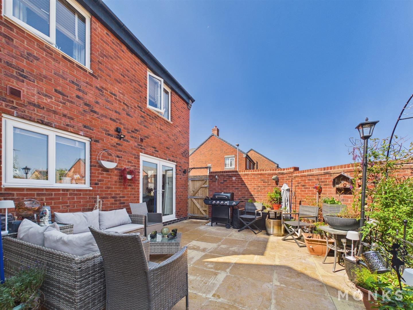 203 Holland Drive, Shrewsbury, SY2 5TU For Sale